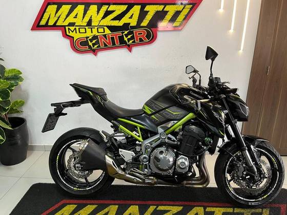KAWASAKI Z900 KAWASAKI Z900